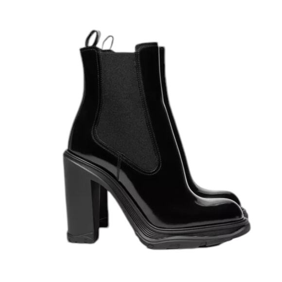 Alexander McQueen Tread Heeled Patent Leather Chelsea Boot NEW EU 36.5 US 6.5 - Picture 4 of 14